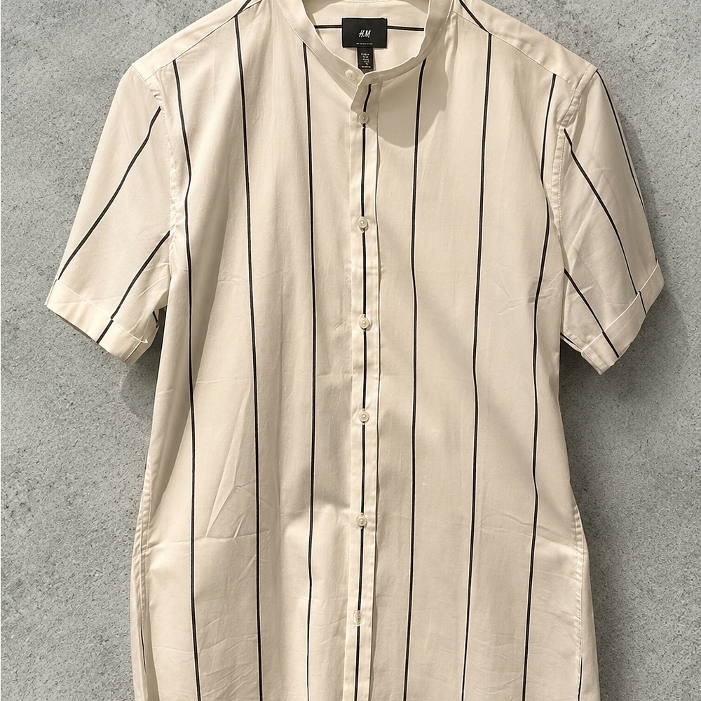H&M Men’s Cream Short-Sleeve Band Collar Shirt with Black Pinstripes
